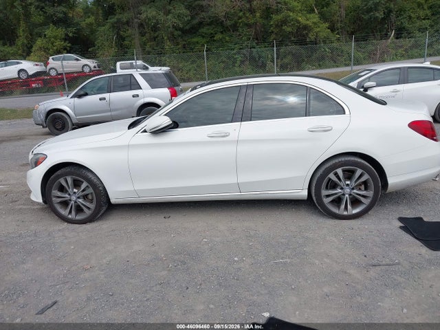 46096460 :رقم المزاد ، 55SWF4KB2FU002100 vin ، 2015 Mercedes-benz C 300 4matic مزاد بيع