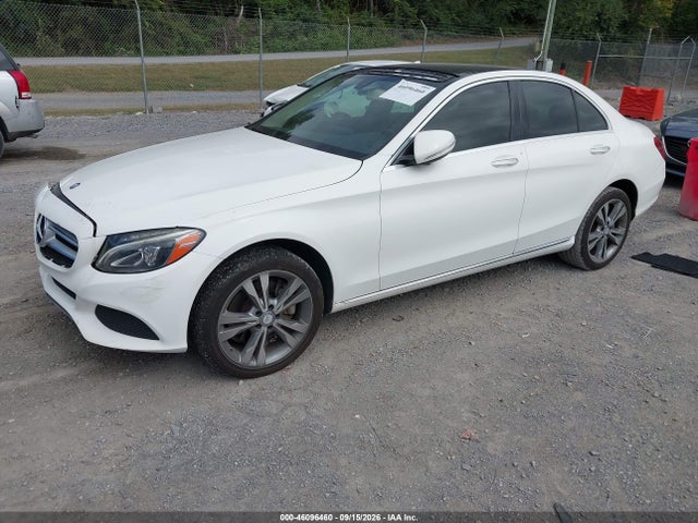 46096460 :رقم المزاد ، 55SWF4KB2FU002100 vin ، 2015 Mercedes-benz C 300 4matic مزاد بيع