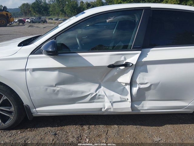 2024 Volkswagen Jetta 1.5t Sport მანქანა იყიდება აუქციონზე, vin: 3VWBM7BU2RM036642, აუქციონის ნომერი: 46096508