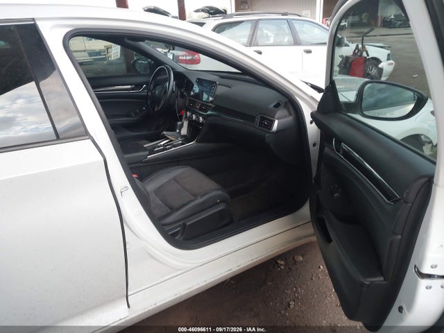 1HGCV1F38MA074256 Honda Accord Sport