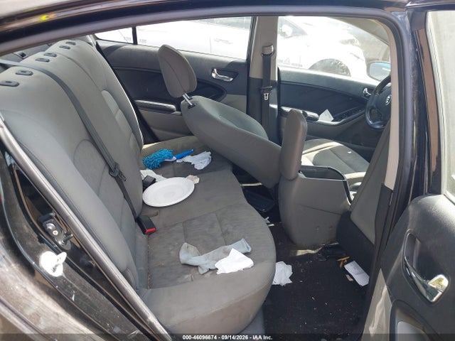 46096674 :رقم المزاد ، KNAFK4A69G5521016 vin ، 2016 Kia Forte Lx مزاد بيع