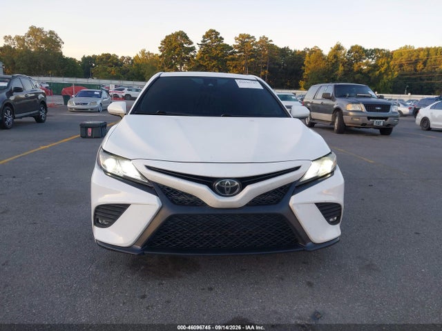 46096745 :رقم المزاد ، 4T1B11HK4KU786877 vin ، 2019 Toyota Camry Se مزاد بيع