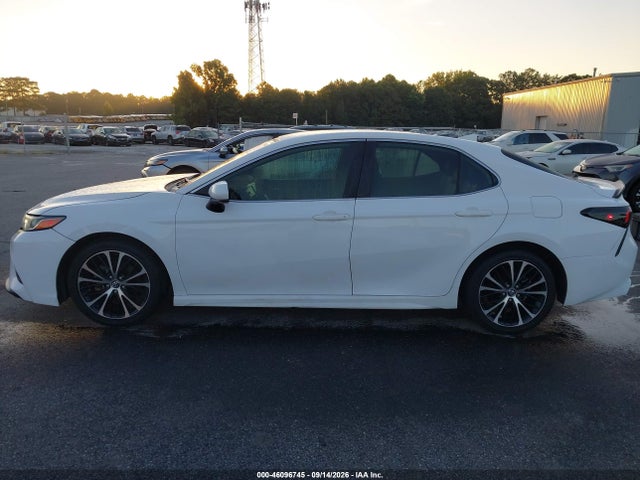 46096745 :رقم المزاد ، 4T1B11HK4KU786877 vin ، 2019 Toyota Camry Se مزاد بيع