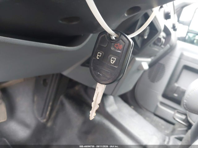 46096759 :رقم المزاد ، 1FT7W2A66FEC81566 vin ، 2015 Ford F-250 Xl مزاد بيع