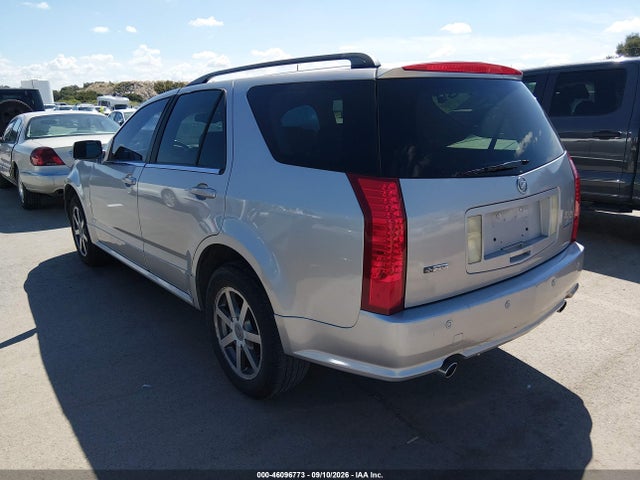 2004 Cadillac Srx V8 მანქანა იყიდება აუქციონზე, vin: 1GYDE63A740136619, აუქციონის ნომერი: 46096773