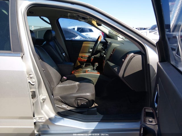 2004 Cadillac Srx V8 მანქანა იყიდება აუქციონზე, vin: 1GYDE63A740136619, აუქციონის ნომერი: 46096773