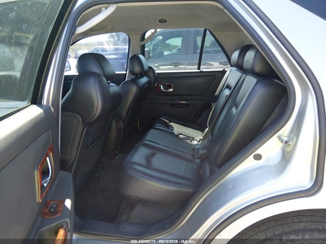 2004 Cadillac Srx V8 მანქანა იყიდება აუქციონზე, vin: 1GYDE63A740136619, აუქციონის ნომერი: 46096773