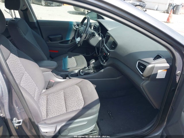 2019 Hyundai Ioniq Hybrid Sel მანქანა იყიდება აუქციონზე, vin: KMHC75LC3KU121575, აუქციონის ნომერი: 46096790