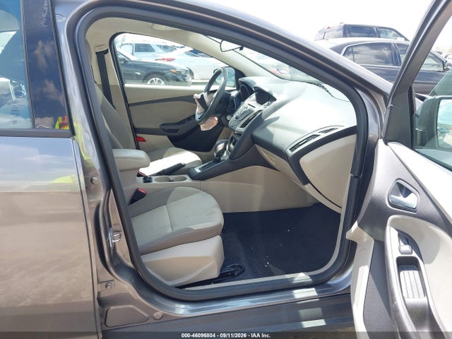 46096804 :رقم المزاد ، 1FADP3F21EL412690 vin ، 2014 Ford Focus Se مزاد بيع