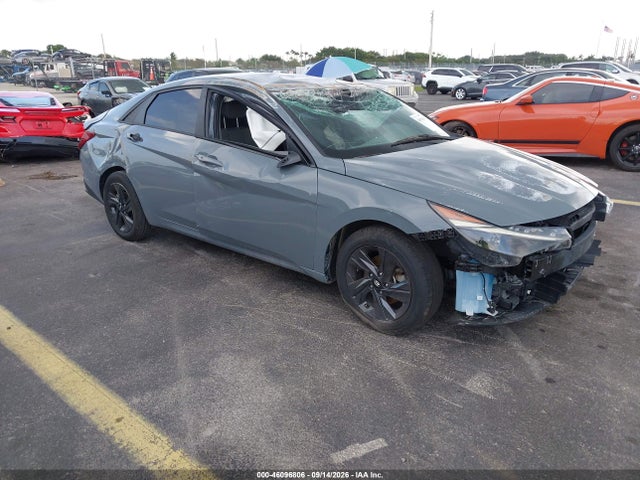 46096806 :رقم المزاد ، KMHLM4AG3NU284448 vin ، 2022 Hyundai Elantra Sel مزاد بيع