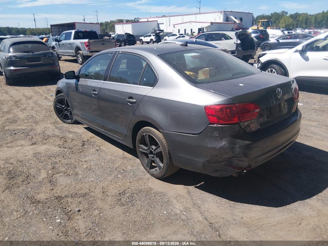 2013 Volkswagen Jetta 2.5l Se მანქანა იყიდება აუქციონზე, vin: 3VWDP7AJXDM409507, აუქციონის ნომერი: 46096818