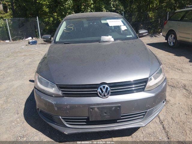 2013 Volkswagen Jetta 2.5l Se მანქანა იყიდება აუქციონზე, vin: 3VWDP7AJXDM409507, აუქციონის ნომერი: 46096818