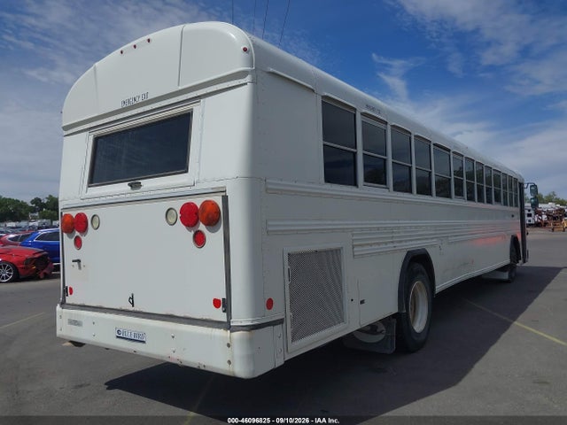46096825 :رقم المزاد ، 1BABNBPA2FF310560 vin ، 2015 Blue Bird School Bus / Transit Bus مزاد بيع