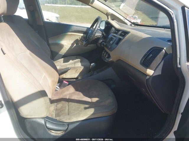 46096831 :رقم المزاد ، KNADN5A36D6198656 vin ، 2013 Kia Rio Ex مزاد بيع