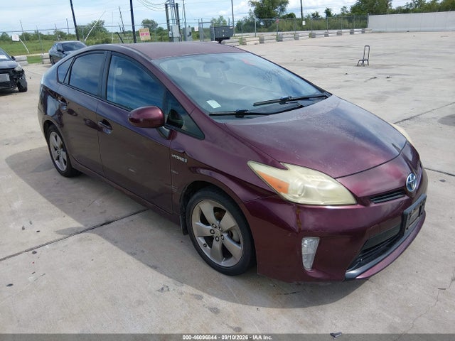 46096844 :رقم المزاد ، JTDKN3DU1D5576925 vin ، 2013 Toyota Prius Three Se مزاد بيع