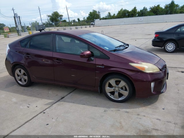 46096844 :رقم المزاد ، JTDKN3DU1D5576925 vin ، 2013 Toyota Prius Three Se مزاد بيع