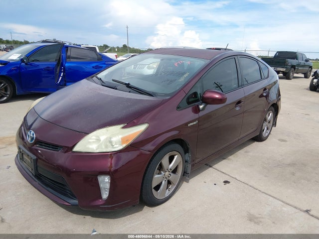 46096844 :رقم المزاد ، JTDKN3DU1D5576925 vin ، 2013 Toyota Prius Three Se مزاد بيع