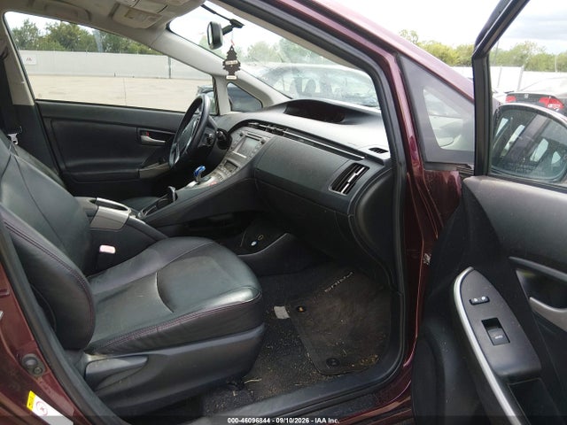 46096844 :رقم المزاد ، JTDKN3DU1D5576925 vin ، 2013 Toyota Prius Three Se مزاد بيع
