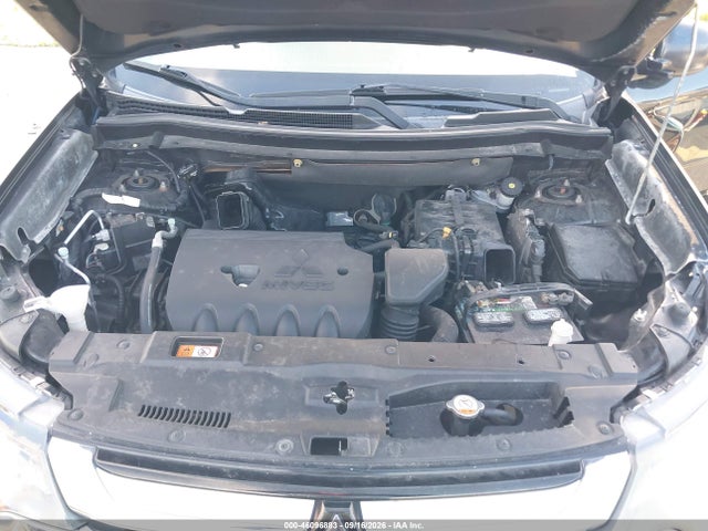 46096883 :رقم المزاد ، JA4AD2A31HZ016660 vin ، 2017 Mitsubishi Outlander Es مزاد بيع
