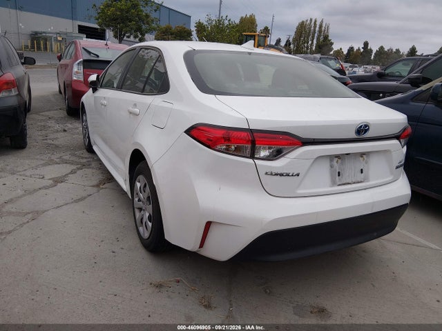 Toyota Corolla Hybrid Le 2023 JTDBCMFE6P3016254 Image 3