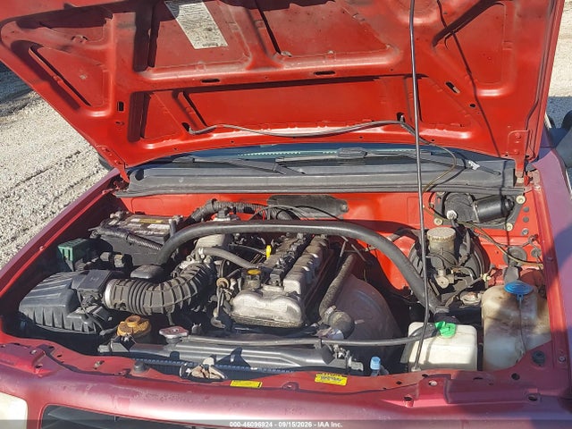 46096924 :رقم المزاد ، 2CNBE13C416911801 vin ، 2001 Chevrolet Tracker Hard Top Base مزاد بيع