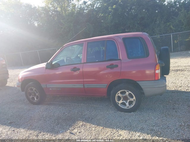 46096924 :رقم المزاد ، 2CNBE13C416911801 vin ، 2001 Chevrolet Tracker Hard Top Base مزاد بيع