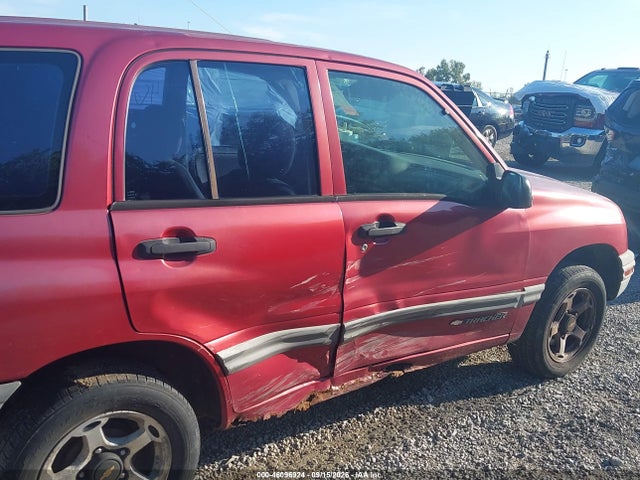 46096924 :رقم المزاد ، 2CNBE13C416911801 vin ، 2001 Chevrolet Tracker Hard Top Base مزاد بيع