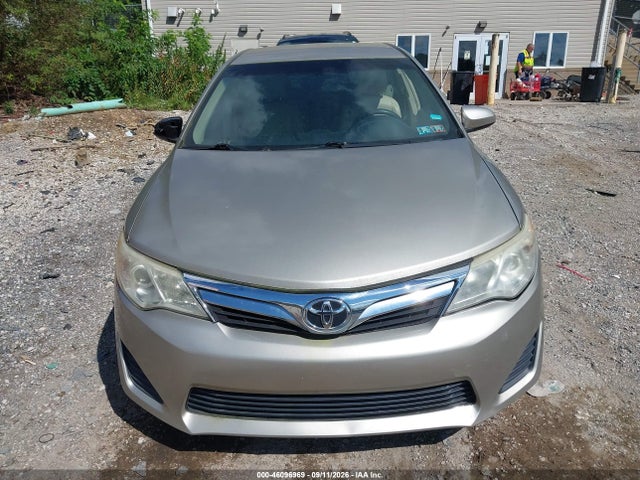 46096969 :رقم المزاد ، 4T4BF1FK7DR320423 vin ، 2013 Toyota Camry Le مزاد بيع