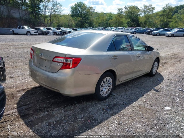 46096969 :رقم المزاد ، 4T4BF1FK7DR320423 vin ، 2013 Toyota Camry Le مزاد بيع