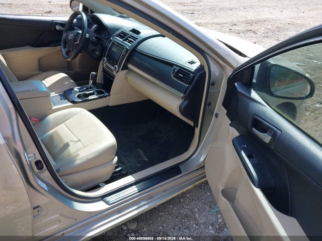 46096969 :رقم المزاد ، 4T4BF1FK7DR320423 vin ، 2013 Toyota Camry Le مزاد بيع