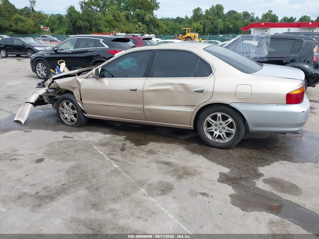46096996 :رقم المزاد ، 19UUA5675YA020476 vin ، 2000 Acura Tl 3.2 مزاد بيع
