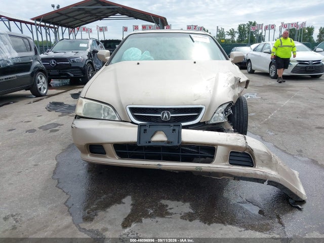 46096996 :رقم المزاد ، 19UUA5675YA020476 vin ، 2000 Acura Tl 3.2 مزاد بيع