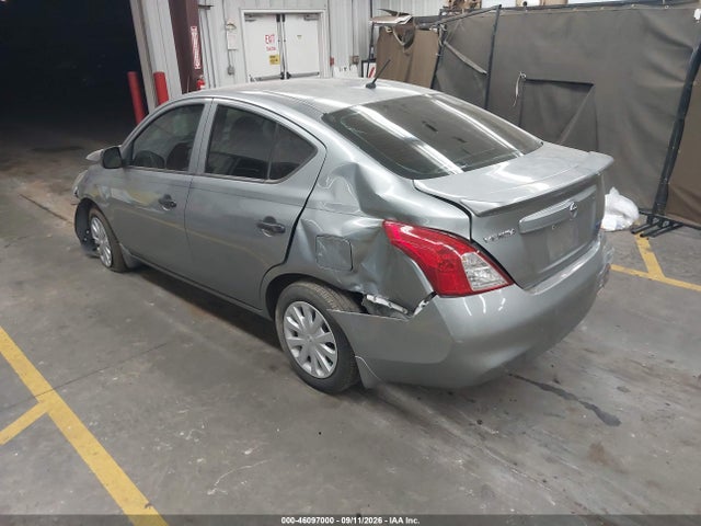 46097000 :رقم المزاد ، 3N1CN7AP8DL862400 vin ، 2013 Nissan Versa 1.6 S مزاد بيع