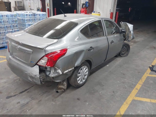 46097000 :رقم المزاد ، 3N1CN7AP8DL862400 vin ، 2013 Nissan Versa 1.6 S مزاد بيع