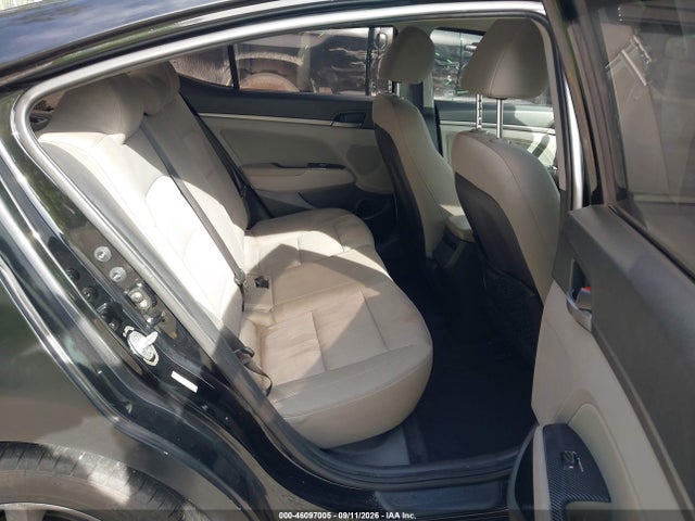2017 Hyundai Elantra Se მანქანა იყიდება აუქციონზე, vin: KMHD84LF5HU201300, აუქციონის ნომერი: 46097005