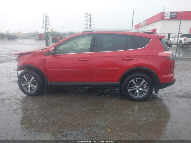 Aukcja sprzedaży 2017 Toyota Rav4 Xle, vin: JTMRFREV0HJ163185, numer aukcji: 46097024