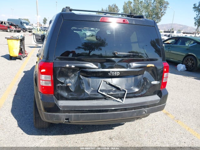 46097027 :رقم المزاد ، 1C4NJRFB1ED501754 vin ، 2014 Jeep Patriot Latitude مزاد بيع