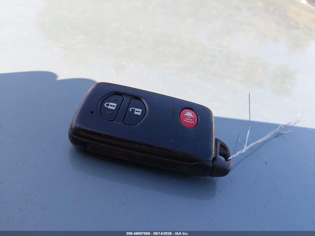 2015 Toyota Prius Four მანქანა იყიდება აუქციონზე, vin: JTDKN3DU1F1928721, აუქციონის ნომერი: 46097068
