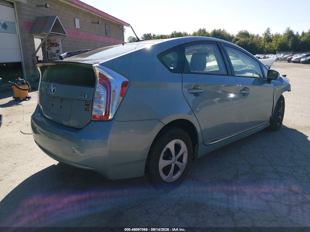 2015 Toyota Prius Four მანქანა იყიდება აუქციონზე, vin: JTDKN3DU1F1928721, აუქციონის ნომერი: 46097068
