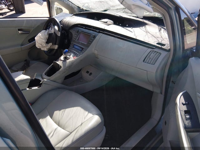 2015 Toyota Prius Four მანქანა იყიდება აუქციონზე, vin: JTDKN3DU1F1928721, აუქციონის ნომერი: 46097068