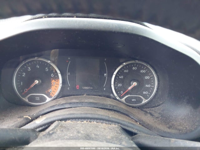 46097090 :رقم المزاد ، ZACCJABT4FPC33177 vin ، 2015 Jeep Renegade Latitude مزاد بيع