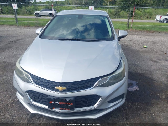 46097118 :رقم المزاد ، 1G1BE5SM7J7226688 vin ، 2018 Chevrolet Cruze Lt Auto مزاد بيع