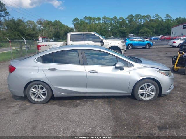 46097118 :رقم المزاد ، 1G1BE5SM7J7226688 vin ، 2018 Chevrolet Cruze Lt Auto مزاد بيع