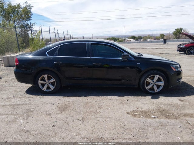 1VWAT7A34EC030151 Volkswagen Passat 1.8t Wolfsburg Edition