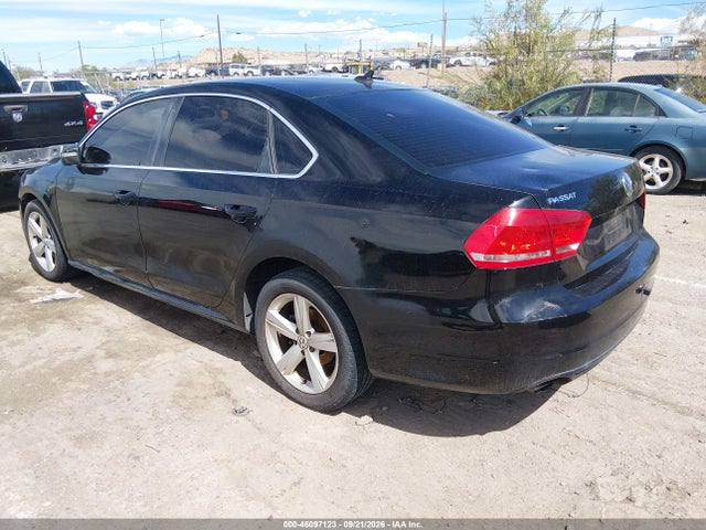 1VWAT7A34EC030151 Volkswagen Passat 1.8t Wolfsburg Edition