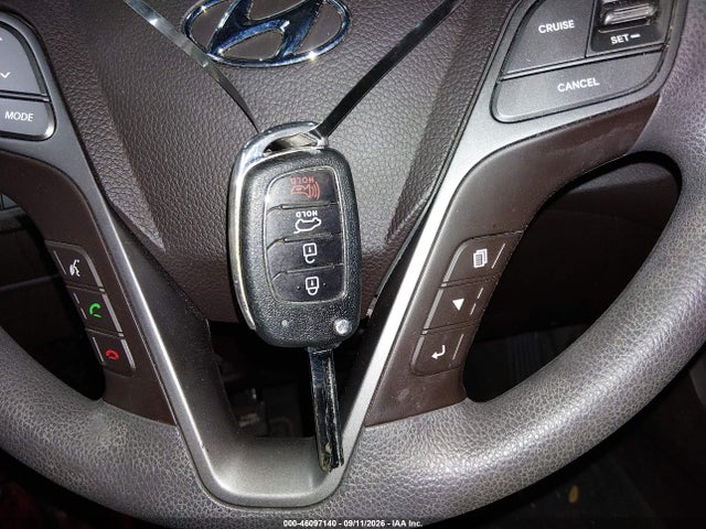 Продаж на аукціоні авто 2017 Hyundai Santa Fe Sport 2.4l, vin: 5XYZU3LB0HG449386, номер лоту: 46097140
