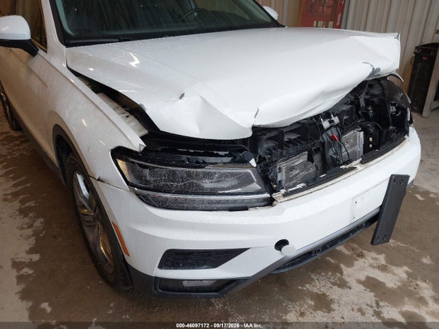 46097172 :رقم المزاد ، 3VV4B7AX9JM172009 vin ، 2018 Volkswagen Tiguan 2.0t Sel Premium مزاد بيع