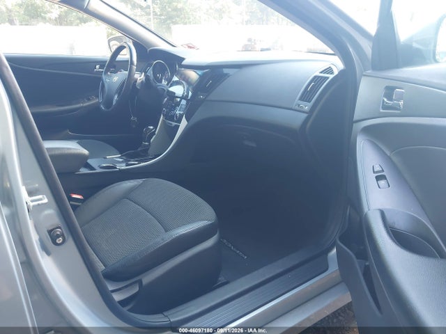 2011 Hyundai Sonata Se მანქანა იყიდება აუქციონზე, vin: 5NPEC4AC2BH283777, აუქციონის ნომერი: 46097180