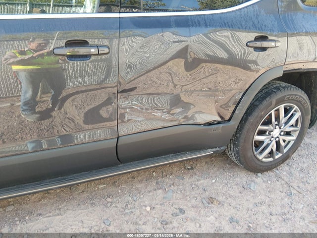 46097227 :رقم المزاد ، 1GKKNULS9HZ136718 vin ، 2017 Gmc Acadia Slt-1 مزاد بيع
