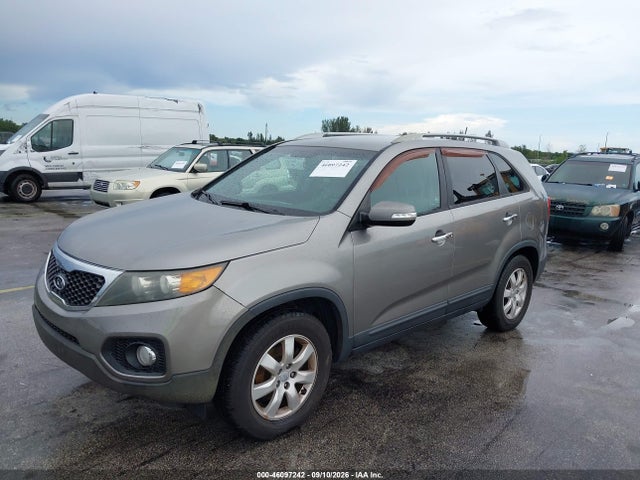 Продажа на аукционе авто 2013 Kia Sorento Lx V6, vin: 5XYKT4A2XDG421859, номер лота: 46097242